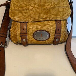 Vintage Fossil croc leather crossbody bag.